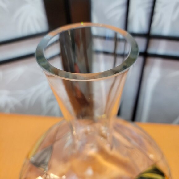 Vintage Luminescence Mouth Blown Glass Crystal Decanter Vase w/ Hand Decoration - Picture 4 of 5